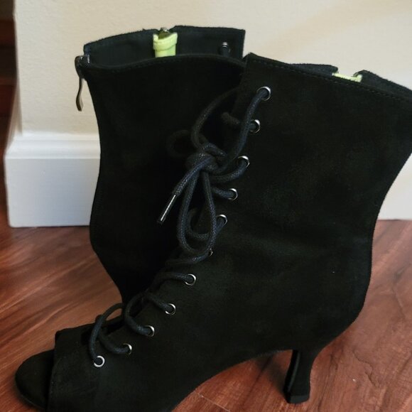 Burju Dance Heels - Picture 2 of 7